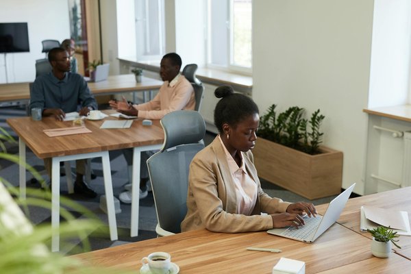 Dévoilez les Astuces Inédites du Service Après-Vente des Leaders du Marché : Stratégies et Croyances Essentials